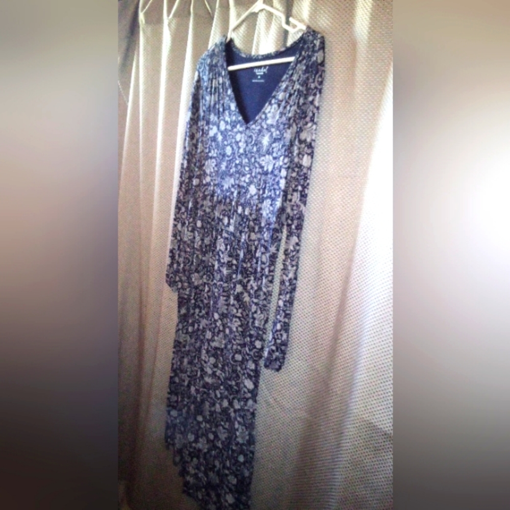 Isabel Maternity Midi Dress